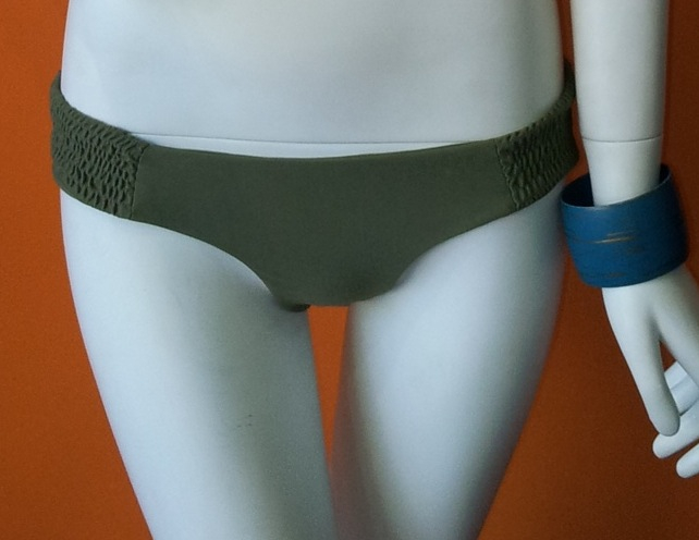 Daisy Bottom in Olive